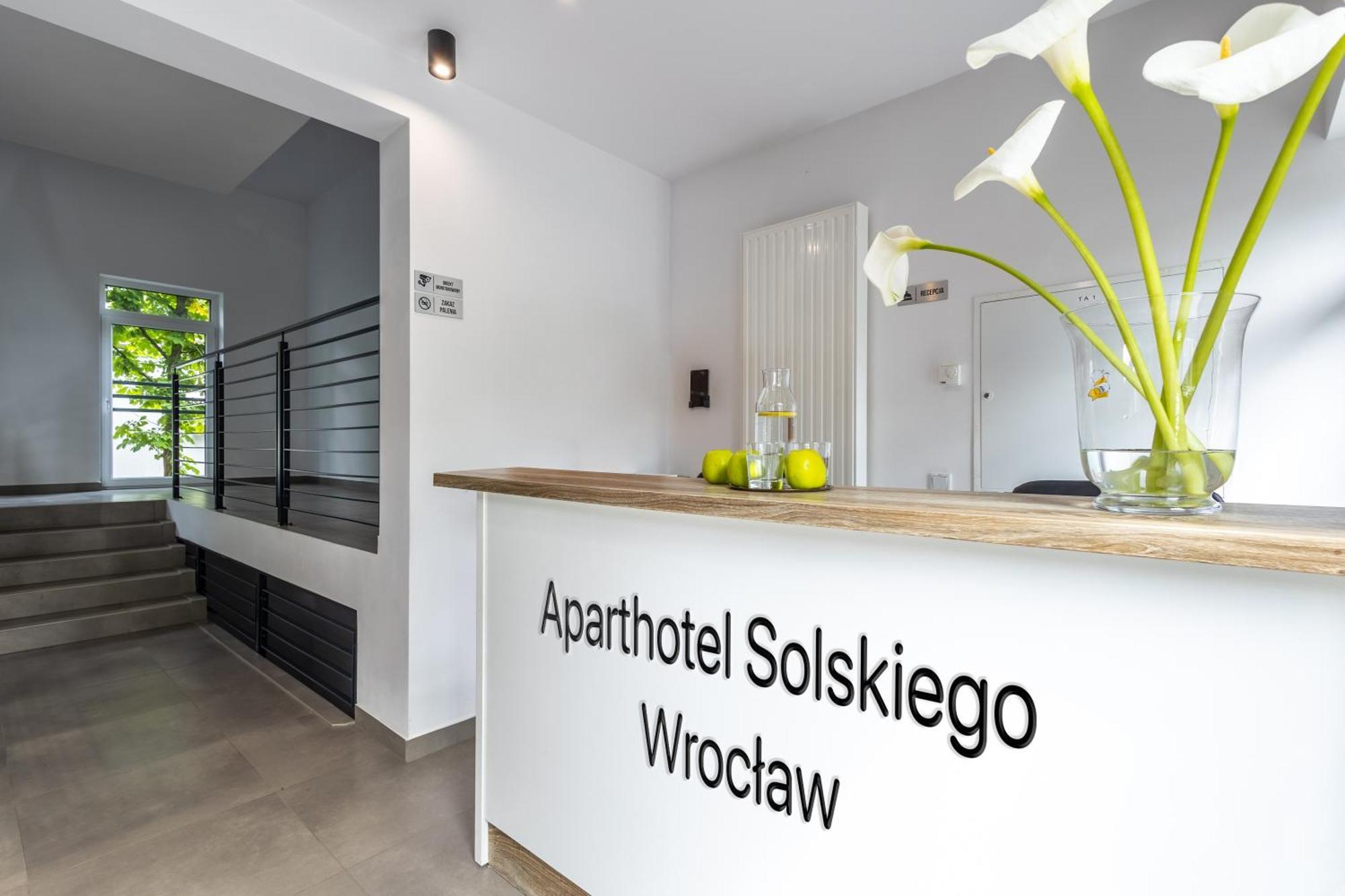 Aparthotel Solskiego Wrocław Buitenkant foto